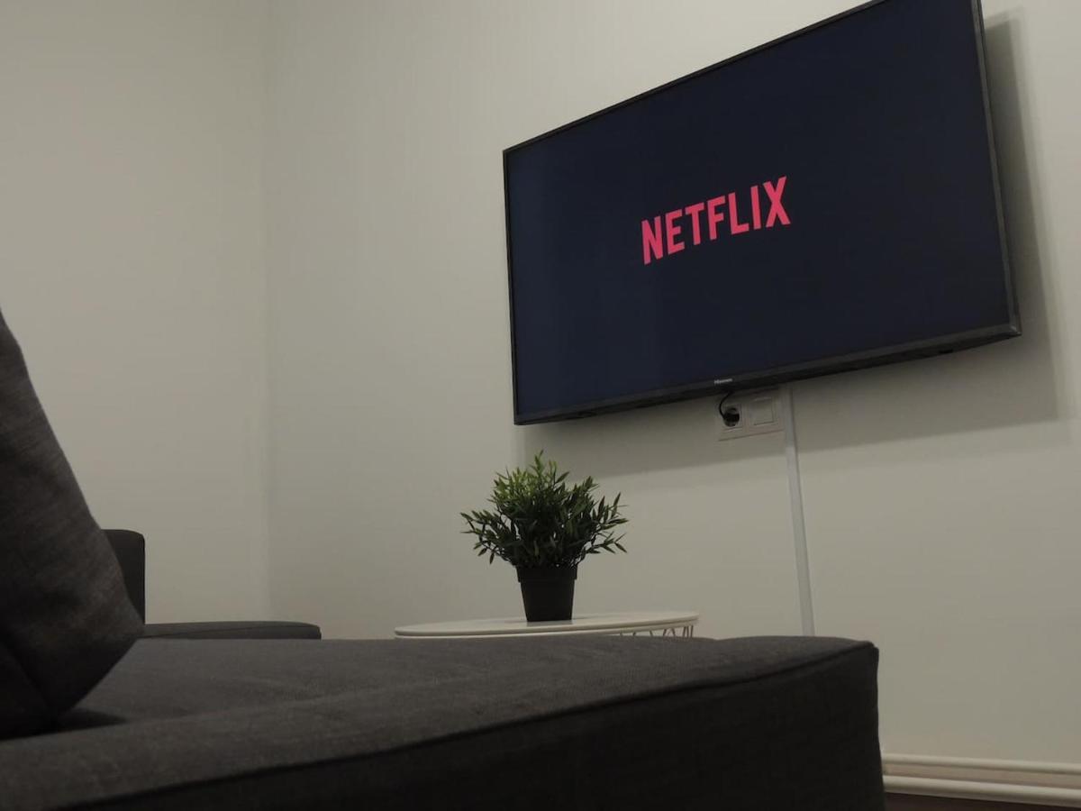 Precioso Piso En Oviedo, Parking, Wifi Y Netflix By Delabra Apartments Esterno foto